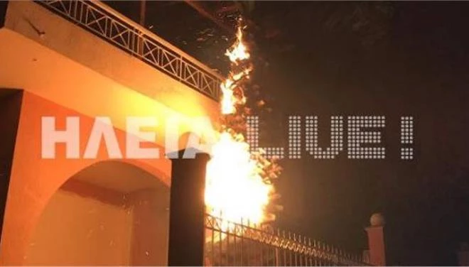 Ηλεία: Νύχτα τρόμου με τη φωτιά στο κατώφλι των σπιτιών (βίντεο)